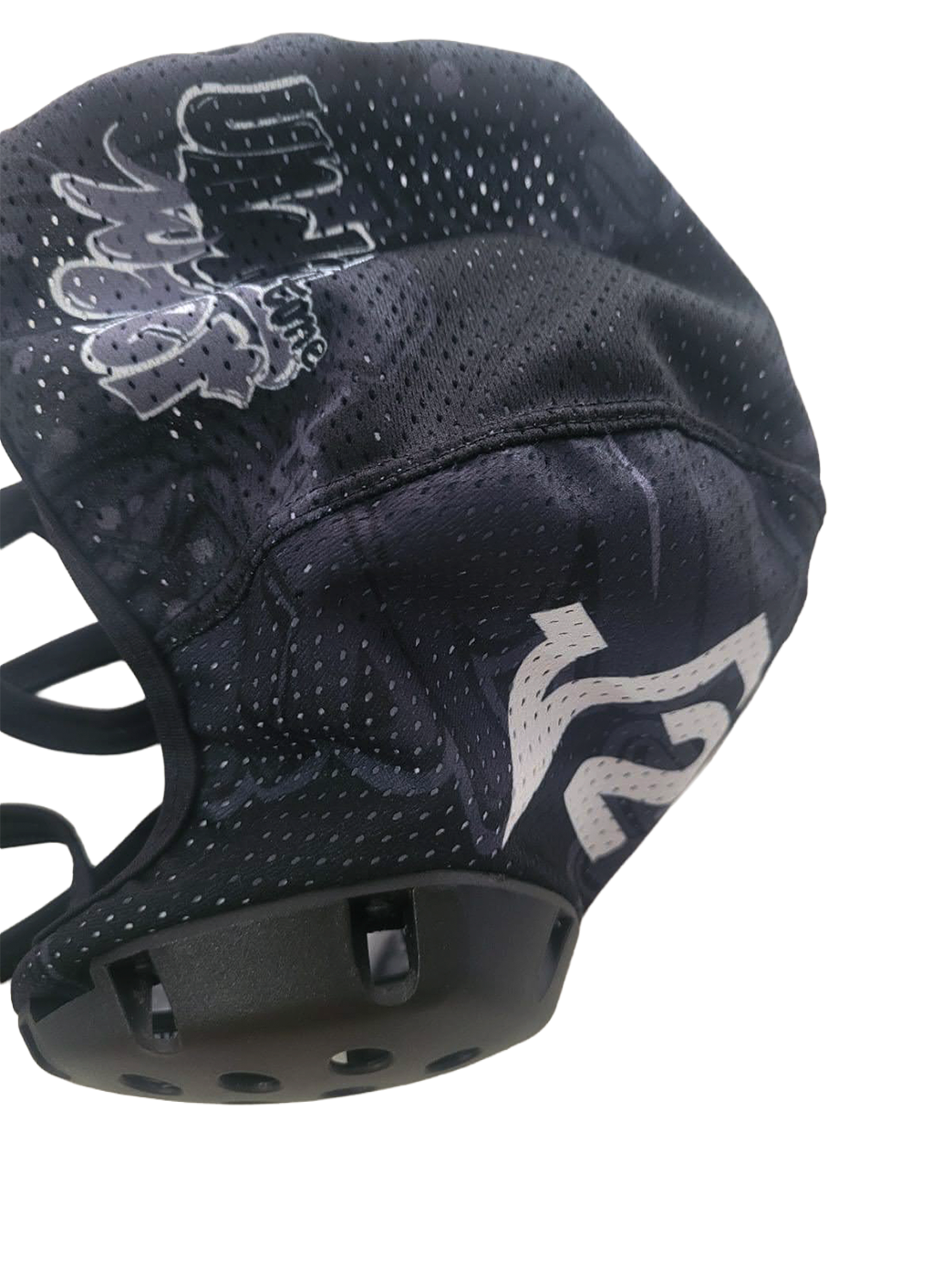 GORRO CON OREJERAS - UNDERWATER TIME NEGRO